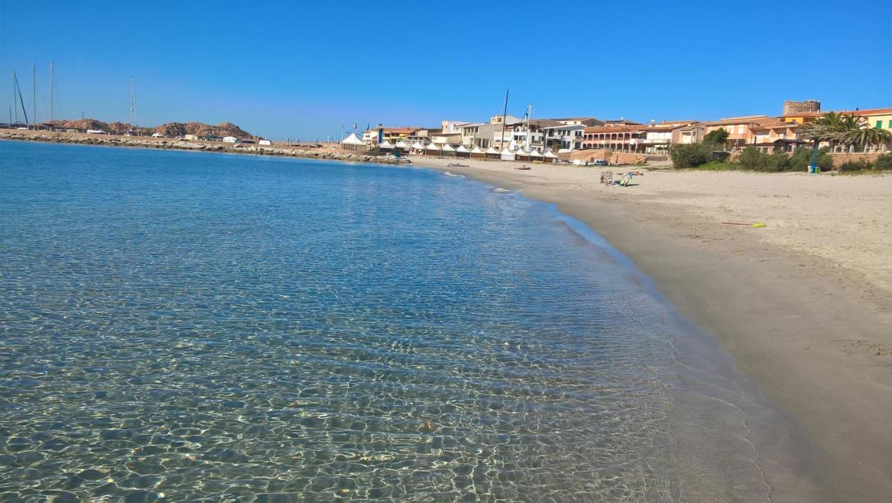 Casetta Al Mare Isola Rossa Exterior photo